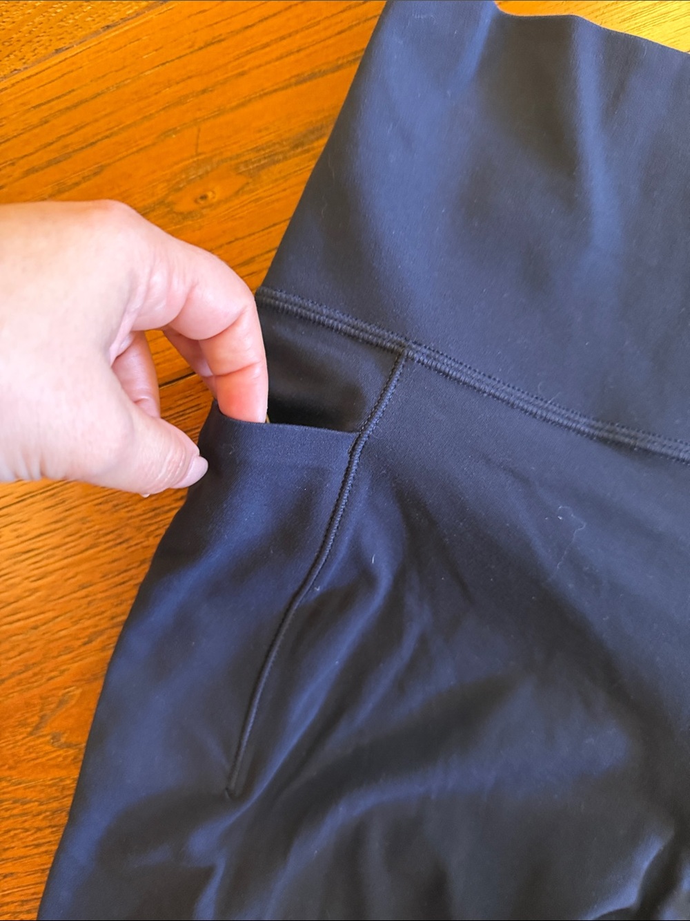 Athleta Salutation Stash High Rise 7/8 Leggings - Picture 10 of 10